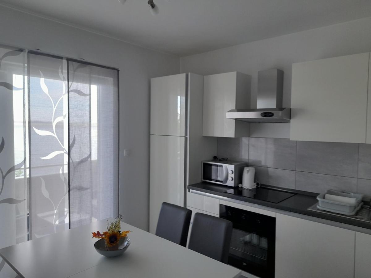Apartmani Antea Starigrad Paklenica Room photo